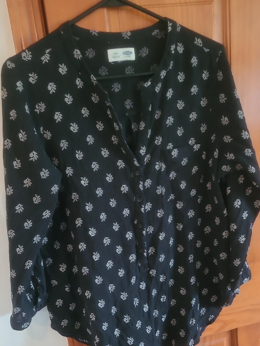 Button-Front Black Floral Blouse Tunic Lyocell